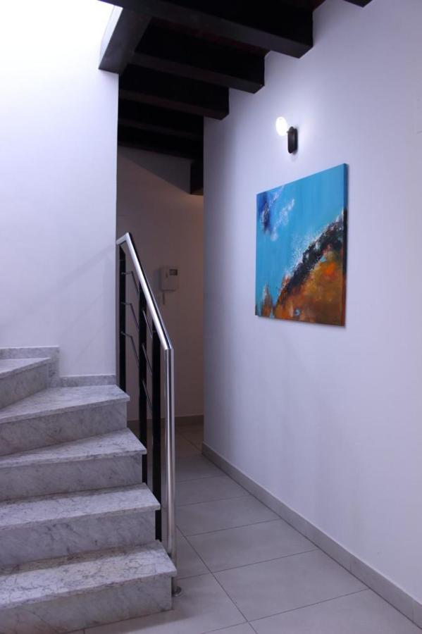 Plaza Negrito Apartments Valensiya Dış mekan fotoğraf